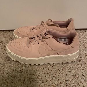 Nike Air Force 1